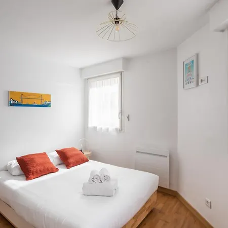 Le Crucy - T2 Avec Parking Apartment Nantes Exterior photo